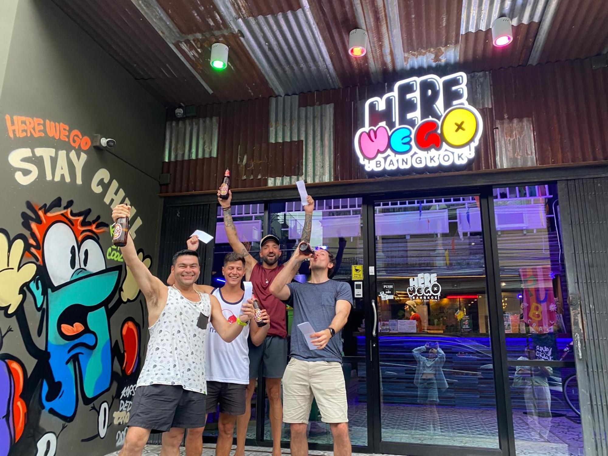 Here We Go Bangkok Kültér fotó